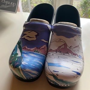 Dansko “Paint by Number” Clogs Size 41